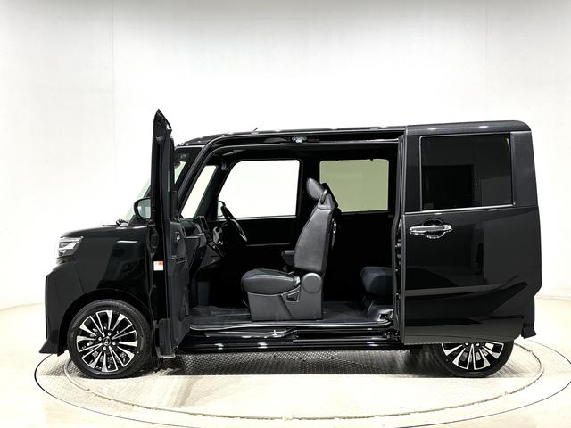 タントカスタムＲＳ　　未走行　保証継承　令和７年式　　ターボＬＥＤオートライト　パワースライドドアウェルカムオープン機能　オート電動格納式ドアミラー　助手席ロングスライド　助手席イージークローザー　アルミホイール　キーフリーシステム（広島県）の中古車