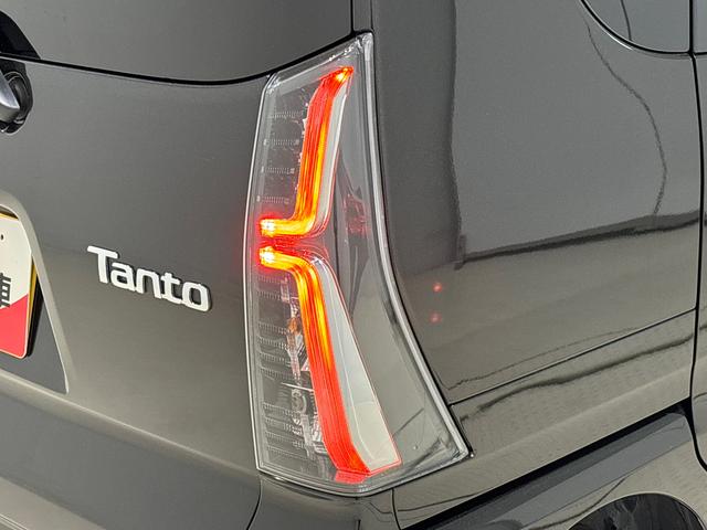 タントカスタムＲＳ　　未走行　保証継承　令和７年式　　ターボＬＥＤオートライト　パワースライドドアウェルカムオープン機能　オート電動格納式ドアミラー　助手席ロングスライド　助手席イージークローザー　アルミホイール　キーフリーシステム（広島県）の中古車