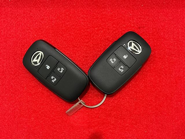 タントカスタムＲＳ　　未走行　保証継承　令和７年式　　ターボＬＥＤオートライト　パワースライドドアウェルカムオープン機能　オート電動格納式ドアミラー　助手席ロングスライド　助手席イージークローザー　アルミホイール　キーフリーシステム（広島県）の中古車