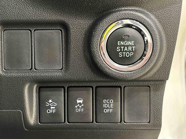 キャストスポーツＳＡIIターボ　ＬＥＤヘッドランプ・フォグランプ　パドルシフト付ＭＯＭＯ製革巻ステアリングホイール　１６インチタイヤ＆アルミホイール　運転席助手席シートヒーター　オートライト　プッシュボタンスタート（広島県）の中古車