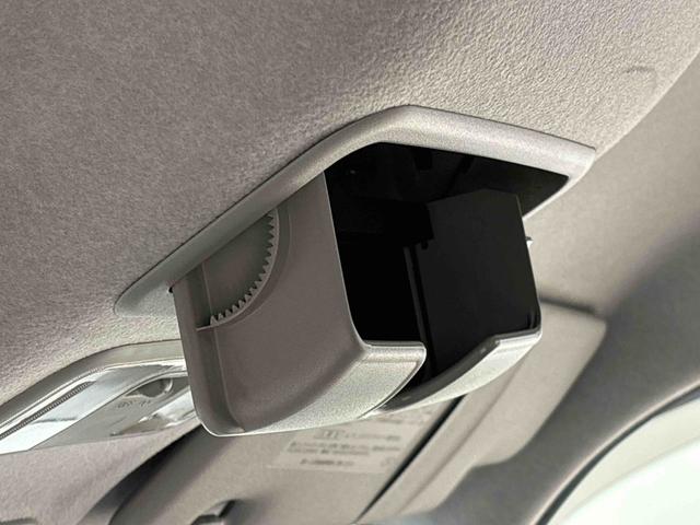 キャストスポーツＳＡIIターボ　ＬＥＤヘッドランプ・フォグランプ　パドルシフト付ＭＯＭＯ製革巻ステアリングホイール　１６インチタイヤ＆アルミホイール　運転席助手席シートヒーター　オートライト　プッシュボタンスタート（広島県）の中古車