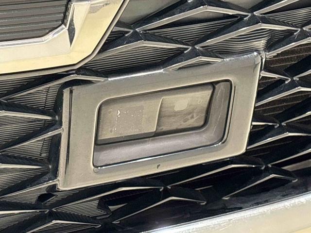 キャストスポーツＳＡIIターボ　ＬＥＤヘッドランプ・フォグランプ　パドルシフト付ＭＯＭＯ製革巻ステアリングホイール　１６インチタイヤ＆アルミホイール　運転席助手席シートヒーター　オートライト　プッシュボタンスタート（広島県）の中古車