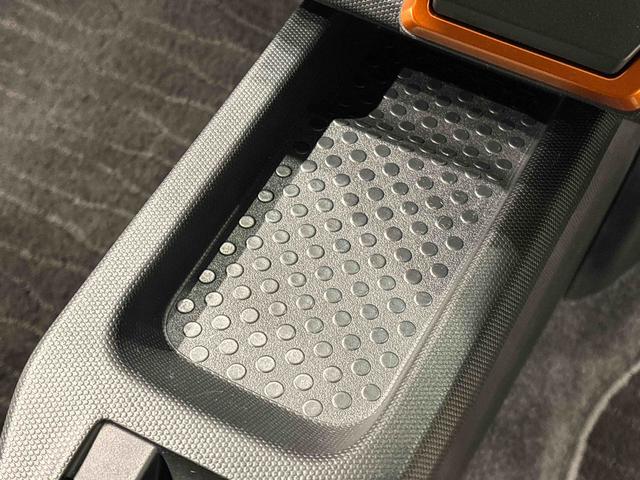 タフトＧターボ　ナビ　ＥＴＣ　９インチ純正ナビ　パノラマモニター付スカイフィールトップ　ＬＥＤオートライト　オートハイビーム　フォグランプ　運転席／助手席シートヒーター　プッシュボタンスタート　キーフリーシステム　電動パーキングブレーキ　バックカメラ　アルミホイール（広島県）の中古車