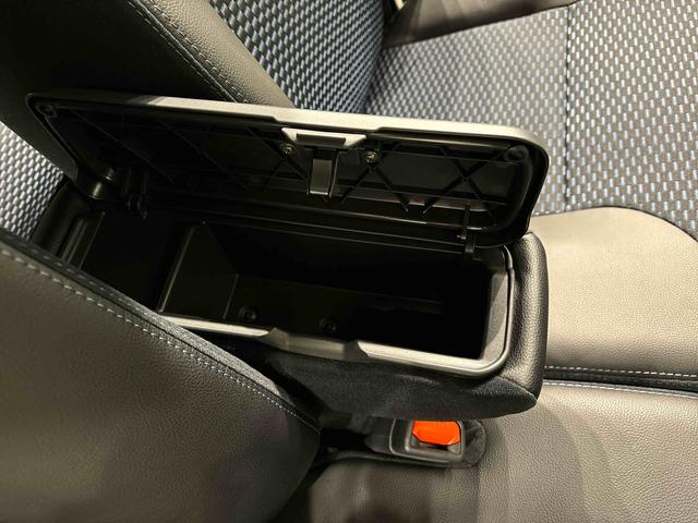 タントカスタムＲＳ　パノラマモニター対応　電動パーキングブレーキＬＥＤオートライト　パワースライドドアウェルカムオープン機能　オート電動格納式ドアミラー　助手席ロングスライド　助手席イージークローザー　アルミホイール　キーフリーシステム（広島県）の中古車