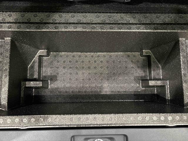 タントカスタムＲＳ　パノラマモニター対応　電動パーキングブレーキＬＥＤオートライト　パワースライドドアウェルカムオープン機能　オート電動格納式ドアミラー　助手席ロングスライド　助手席イージークローザー　アルミホイール　キーフリーシステム（広島県）の中古車