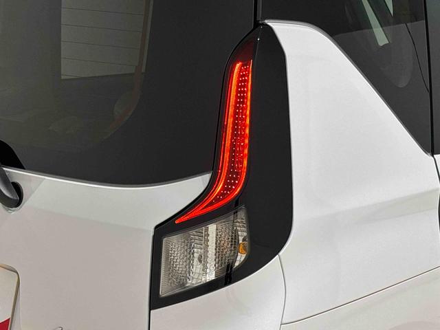 ムーヴＸ　ＬＥＤオートライト　バックカメラ付ＬＥＤオートライト　プッシュボタンスタート　セキュリティアラーム　バックカメラ　左側パワースライドドアウエルカムオープン機能　オート電動格納式ドアミラー（広島県）の中古車