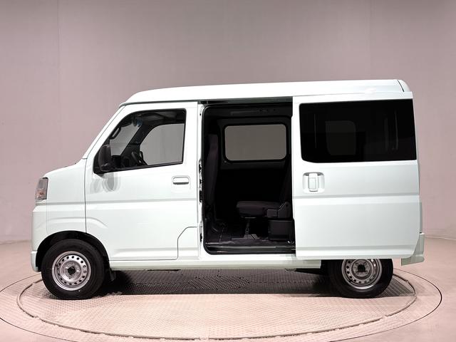 ハイゼットカーゴＤＸトップシェイドガラス　コーナーセンサー　オーバーヘッドシェルフ　フロントドアパワーウインドウ　キーレスエントリー　テンパータイヤ　スチールホイール（広島県）の中古車