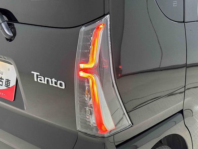 タントカスタムＲＳＬＥＤオートライト　パワースライドドアウェルカムオープン機能　電動パーキングブレーキ　運転席助手席シートヒーター　アルミホイール　キーフリーシステム　　オート電動格納式ドアミラー（広島県）の中古車