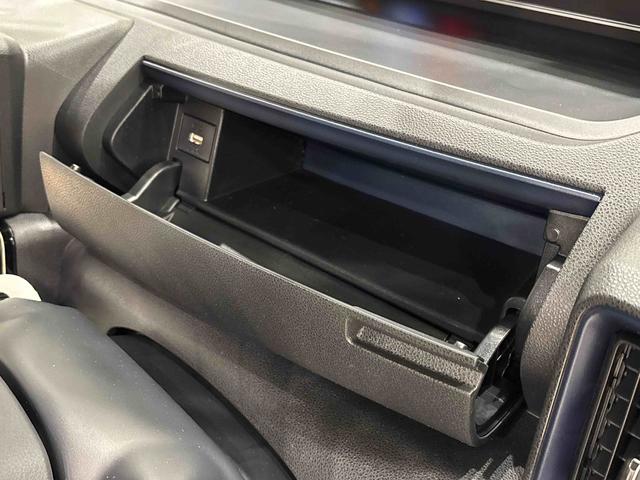 タントカスタムＲＳＬＥＤオートライト　パワースライドドアウェルカムオープン機能　電動パーキングブレーキ　運転席助手席シートヒーター　アルミホイール　キーフリーシステム　　オート電動格納式ドアミラー（広島県）の中古車