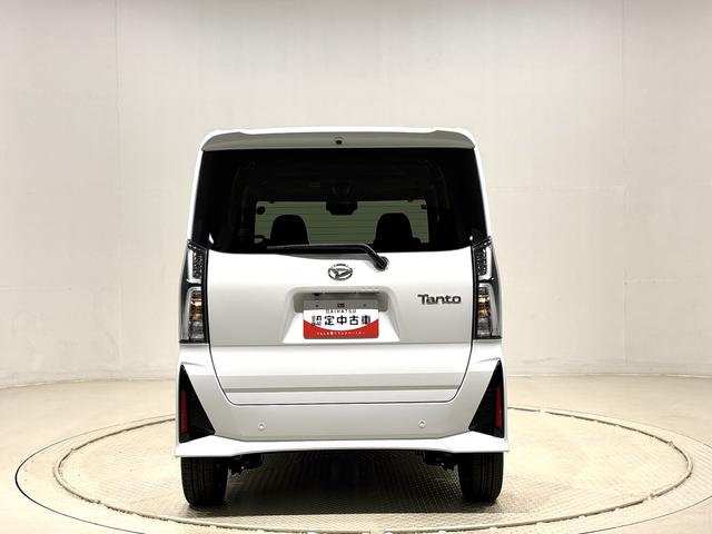 タントカスタムＲＳ　バックカメラ付きＬＥＤオートライト　パワースライドドアウェルカムオープン機能　電動パーキングブレーキ　運転席助手席シートヒーター　アルミホイール　キーフリーシステム　　オート電動格納式ドアミラー（広島県）の中古車