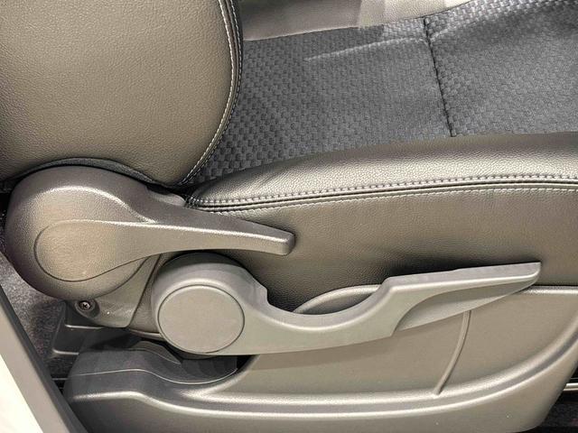 タントカスタムＲＳ　バックカメラ付きＬＥＤオートライト　パワースライドドアウェルカムオープン機能　電動パーキングブレーキ　運転席助手席シートヒーター　アルミホイール　キーフリーシステム　　オート電動格納式ドアミラー（広島県）の中古車