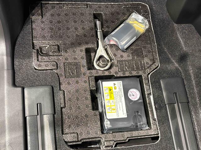 タントカスタムＲＳ　バックカメラ付きＬＥＤオートライト　パワースライドドアウェルカムオープン機能　電動パーキングブレーキ　運転席助手席シートヒーター　アルミホイール　キーフリーシステム　　オート電動格納式ドアミラー（広島県）の中古車