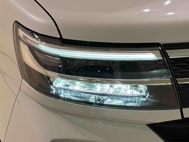 タントカスタムＲＳ　バックカメラ付きＬＥＤオートライト　パワースライドドアウェルカムオープン機能　電動パーキングブレーキ　運転席助手席シートヒーター　アルミホイール　キーフリーシステム　　オート電動格納式ドアミラー（広島県）の中古車