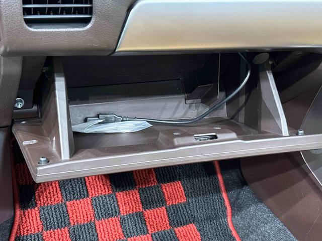 コペンセロ電動開閉式ルーフ LEDヘッドランプ ハロゲンフォグランプ 16インチタイヤ&アルミホイール プッシュボタンスタート セキュリティアラーム スタビライザー(フロント・リヤ)(広島県)の中古車