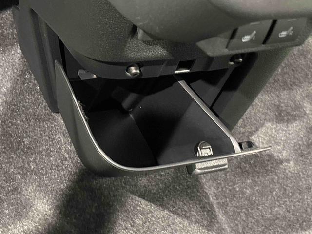 ムーヴキャンバスストライプスG バックモニター対応 電動パーキングブレーキオートライト オートハイビーム LEDヘッドライト LEDフォグランプ 両側電動スライドドア オーディオ操作用ステアリングスイッチ SRSサイドエアバッグ 前席シートヒーター 電子カードキー(広島県)の中古車