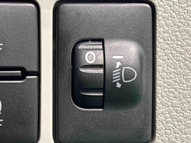 ミライースＸ　ＳＡIIIＬＥＤヘッドランプ　セキュリティアラーム　コーナーセンサー　１４インチフルホイールキャップ　キーレスエントリー　電動格納式ドアミラー　ショツピングフック　マニュアルエアコン（広島県）の中古車