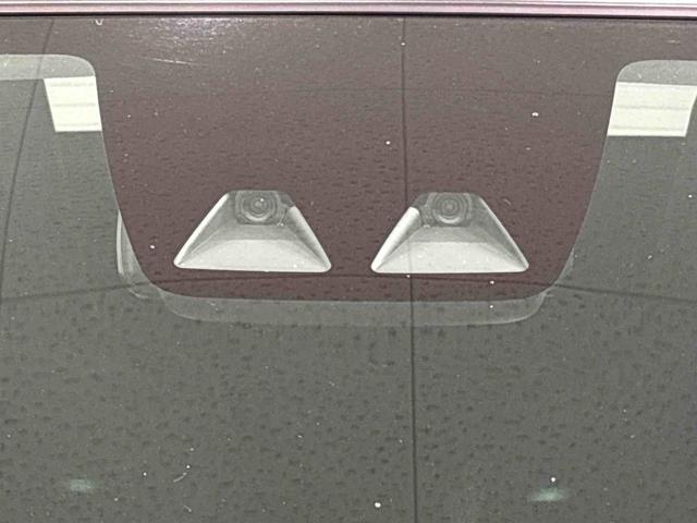 ミライースX SAIII コーナーセンサー 衝突回避支援システム搭載LEDヘッドランプ セキュリティアラーム コーナーセンサー 14インチフルホイールキャップ キーレスエントリー 電動格納式ドアミラー ショツピングフック マニュアルエアコン(広島県)の中古車