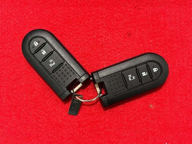タントX SAIIILEDオートライト パワースライドドアウェルカムオープン機能 電動格納式ドアミラー 助手席ロングスライド 助手席イージークローザー セキュリティアラーム キーフリーシステム(広島県)の中古車