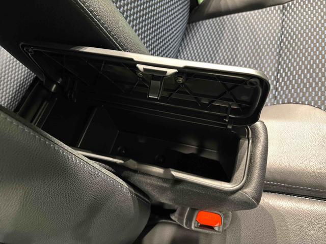 タントカスタムＸ　ナビ　バックモニター対応　ＥＴＣ車載器ＬＥＤオートライト　パワースライドドアウェルカムオープン機能　オート電動格納式ドアミラー　助手席ロングスライド　助手席イージークローザー　アルミホイール　キーフリーシステム（広島県）の中古車