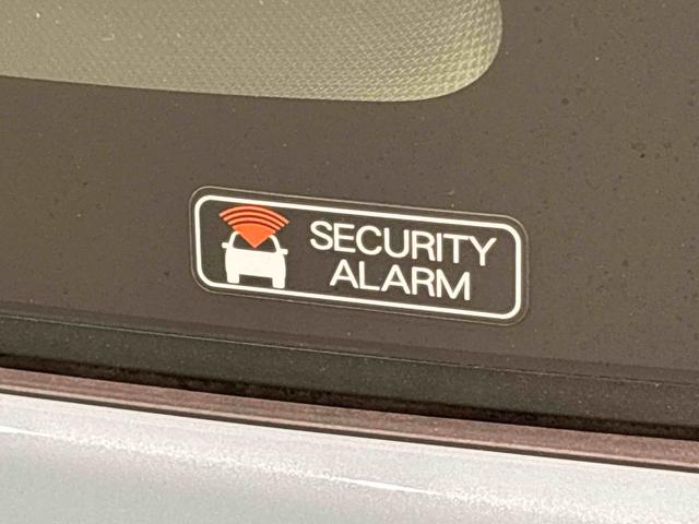 ムーヴキャンバスセオリーＧ　　運転席・助手席シートヒーター　キーフリー純正ナビ装着用アップグレードパック　両側パワースライドドア　本革巻ステアリングホイール　電動パーキングブレーキ　オートブレーキホールド機能　ホッとカップホルダー　ＬＥＤヘッドライト（広島県）の中古車