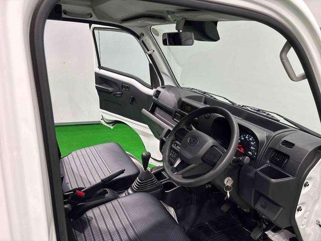 ハイゼットトラックハイルーフLEDヘッドランプ トップシェイドガラス 運転席SRSエアバック バックソナー 電動式パワーステアリング AM/FMラジオ あゆみ板掛けテールゲート VSC&TRC(広島県)の中古車