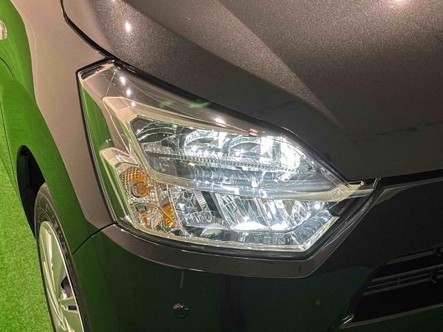 ミライースX SAIII バックモニター対応 電動格納ドアミラーLEDヘッドランプ セキュリティアラーム コーナーセンサー 14インチフルホイールキャップ キーレスエントリー 電動格納式ドアミラー ショツピングフック マニュアルエアコン(広島県)の中古車