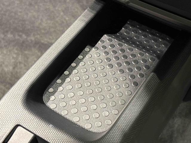 タフトＧターボ　クロムベンチャースカイフィールトップ　クロムパック　メッキパック　シルバーアンダーガーニッシュ　インテリアアクセント　ＬＥＤオートハイビーム＆フォグランプ　電動パーキングブレーキ　バックカメラ　アルミホイール（広島県）の中古車