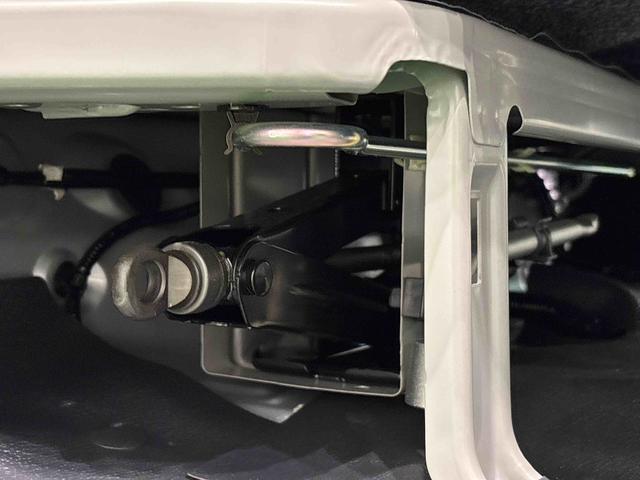 ハイゼットカーゴＤＸ　ＡＭ／ＦＭラジオ　マニュアルエアコンハロゲンヘッドランプ　トップシェイドガラス　コーナーセンサー　オーバーヘッドシェルフ　フロントドアパワーウインドウ　キーレスエントリー　ＡＭ／ＦＭラジオ　テンパータイヤ　スチールホイール（広島県）の中古車