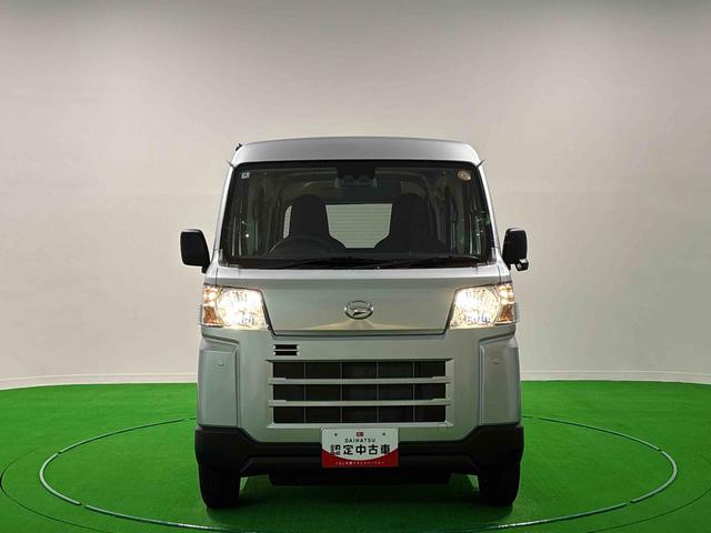 ハイゼットカーゴＤＸ　ＡＭ／ＦＭラジオ　マニュアルエアコンハロゲンヘッドランプ　トップシェイドガラス　コーナーセンサー　オーバーヘッドシェルフ　フロントドアパワーウインドウ　キーレスエントリー　ＡＭ／ＦＭラジオ　テンパータイヤ　スチールホイール（広島県）の中古車