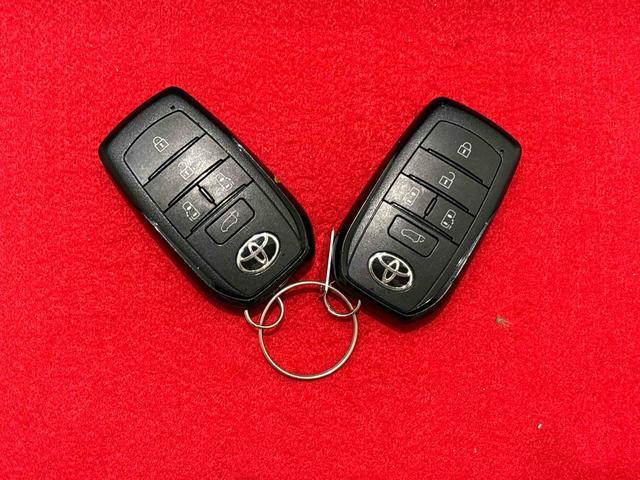 ヴォクシーハイブリッドS−Z 車検整備納車・保証継承ありナビ・ドラレコ・ETC・ブラインドスポットモニター・7人乗り・両側電動スライドドア・全方位カメラ・オートライト・キーフリー・電動バックドア・ホールドシステム・パーキングブレーキボタン・エアバッグ(広島県)の中古車