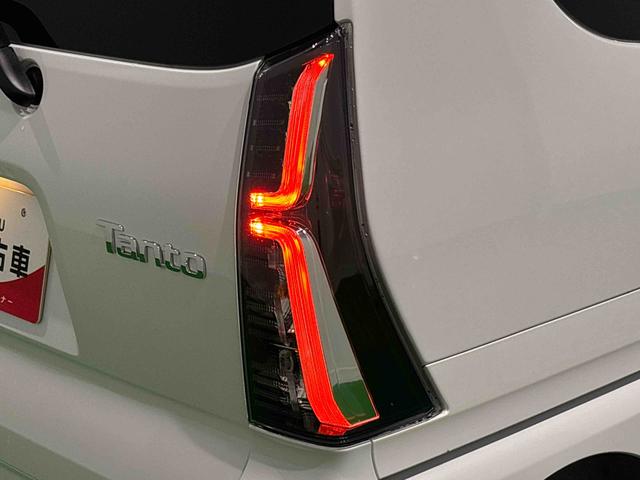 タントカスタムRS 両側電動スライドドア バックカメラ ターボ車オートライト オートハイビーム LEDヘッドライト LEDフォグランプ プッシュボタンスタート オーディオレス オートホールド機能付き電動パーキングブレーキ 前席シートヒーター SRSサイドエアバッグ(広島県)の中古車
