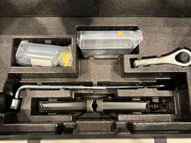 タフトGターボ ダーククロムベンチャー バックモニター対応スカイフィールトップ クロムパック メッキパック シルバーアンダーガーニッシュ インテリアアクセント LEDオートハイビーム&フォグランプ 電動パーキングブレーキ バックカメラ アルミホイール(広島県)の中古車