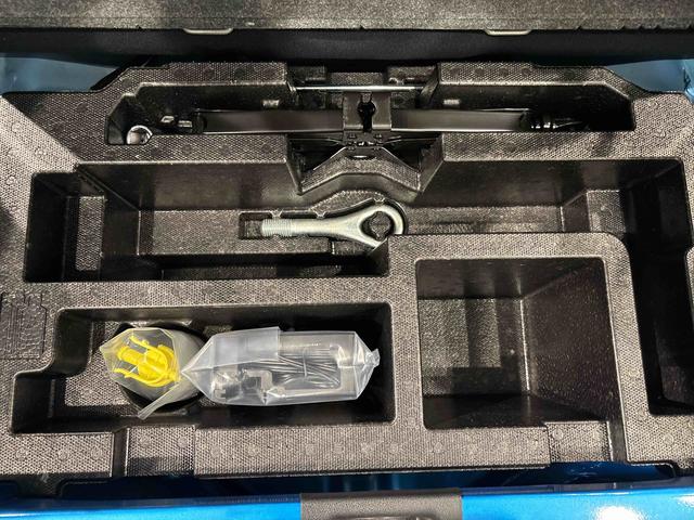 ミライースＸ　ＳＡIII　オートライト　予防安全機能スマアシＬＥＤヘッドランプ　セキュリティアラーム　コーナーセンサー　１４インチフルホイールキャップ　キーレスエントリー　電動格納式ドアミラー　ショツピングフック　マニュアルエアコン（広島県）の中古車