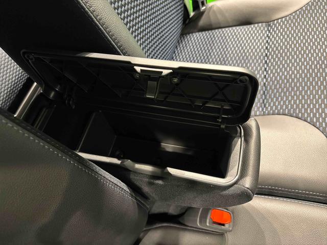 タントカスタムＲＳ　バックモニター対応　電動パーキングブレーキＬＥＤオートライト　パワースライドドアウェルカムオープン機能　オート電動格納式ドアミラー　助手席ロングスライド　助手席イージークローザー　アルミホイール　キーフリーシステム（広島県）の中古車