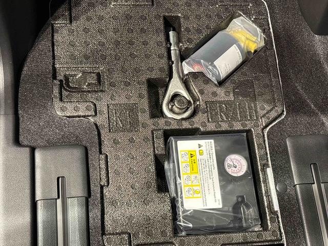 タントカスタムＲＳ　バックモニター対応　電動パーキングブレーキＬＥＤオートライト　パワースライドドアウェルカムオープン機能　オート電動格納式ドアミラー　助手席ロングスライド　助手席イージークローザー　アルミホイール　キーフリーシステム（広島県）の中古車