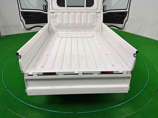 ハイゼットトラックスタンダード　５ＭＴ　４ＷＤ　ＡＭ／ＦＭラジオハロゲンヘッドランプ　トップシェイドガラス　運転席ＳＲＳエアバック　バックソナー　電動式パワーステアリング　ＡＭ／ＦＭラジオ　あゆみ板掛けテールゲート　ＶＳＣ＆ＴＲＣ（広島県）の中古車