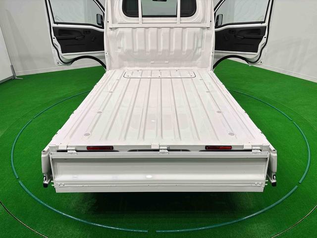 ハイゼットトラックスタンダード　５ＭＴ　４ＷＤ　ＡＭ／ＦＭラジオハロゲンヘッドランプ　トップシェイドガラス　運転席ＳＲＳエアバック　バックソナー　電動式パワーステアリング　ＡＭ／ＦＭラジオ　あゆみ板掛けテールゲート　ＶＳＣ＆ＴＲＣ（広島県）の中古車