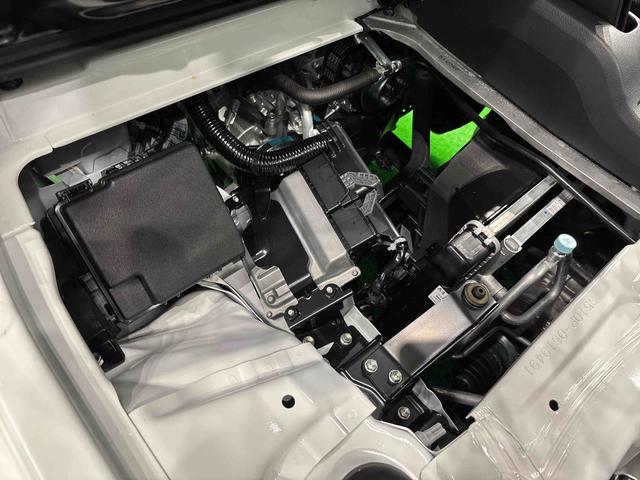ハイゼットトラックスタンダード　５ＭＴ　４ＷＤ　ＡＭ／ＦＭラジオハロゲンヘッドランプ　トップシェイドガラス　運転席ＳＲＳエアバック　バックソナー　電動式パワーステアリング　ＡＭ／ＦＭラジオ　あゆみ板掛けテールゲート　ＶＳＣ＆ＴＲＣ（広島県）の中古車