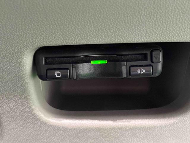 ムーヴＸリミテッド　ＳＡIII運転席シートヒーター　アルミホイール　オートライト　プッシュボタンスタート　セキュリティアラーム　キーフリーシステム　オート電動格納式ドアミラー　シートリフター（広島県）の中古車