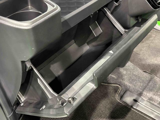 タントカスタムRSスタイルセレクション ナビ 全車速追従機能付きLEDオートライト パワースライドドアウェルカムオープン機能 オート電動格納式ドアミラー 助手席ロングスライド 助手席イージークローザー アルミホイール キーフリーシステム(広島県)の中古車
