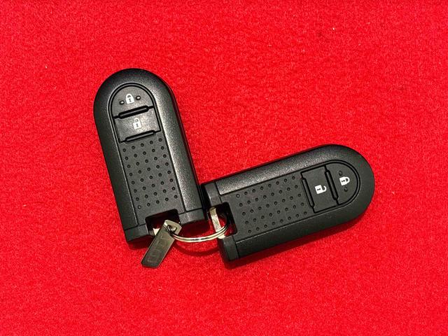 ムーヴXリミテッドII SAIII運転席シートヒーター アルミホイール オートライト プッシュボタンスタート セキュリティアラーム キーフリーシステム オート電動格納式ドアミラー シートリフター(広島県)の中古車