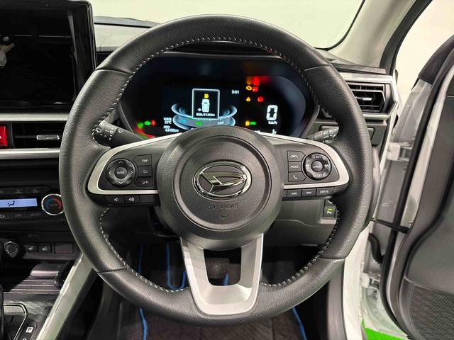 ロッキープレミアムG HEV バックモニター対応 シートヒーターLEDヘッドランプ・フォグランプ 全車速追従機能付アダプティブクルーズコントロール レーンキープコントロール ブラインドスポットモニター 17インチアルミホイール シートヒーター(広島県)の中古車