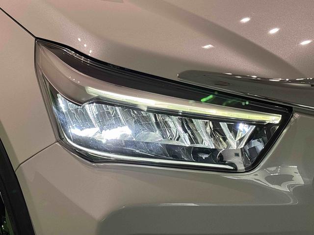 ロッキープレミアムG HEV バックモニター対応 シートヒーターLEDヘッドランプ・フォグランプ 全車速追従機能付アダプティブクルーズコントロール レーンキープコントロール ブラインドスポットモニター 17インチアルミホイール シートヒーター(広島県)の中古車