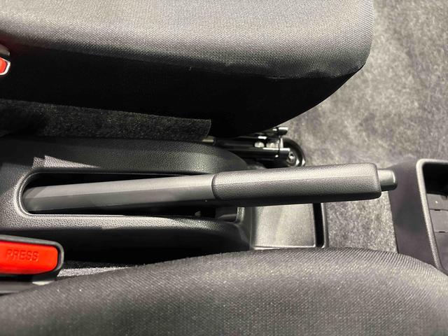 ミライースX SAIIILEDヘッドランプ セキュリティアラーム コーナーセンサー 14インチフルホイールキャップ キーレスエントリー 電動格納式ドアミラー ショツピングフック マニュアルエアコン(広島県)の中古車