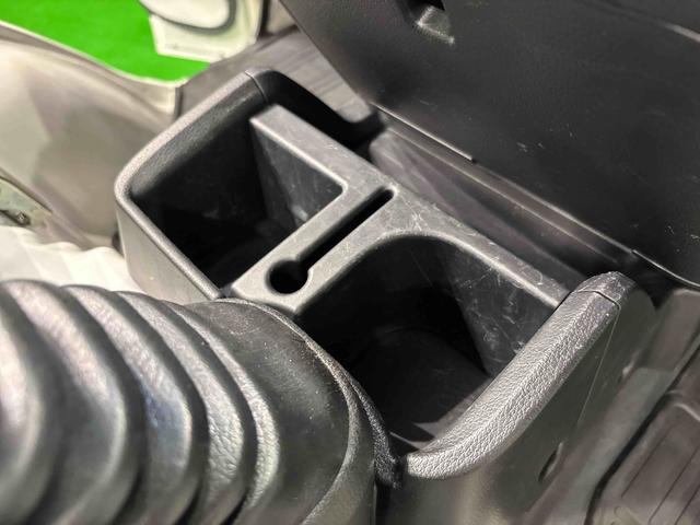 ハイゼットトラックスタンダードSAIIItマニュアルトランスミッション トップシェイドガラス 運転席SRSエアバック 電動式パワーステアリング AM/FMラジオ あゆみ板掛けテールゲート VSC&TRC(広島県)の中古車