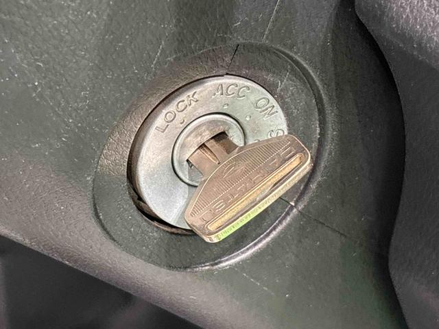 ハイゼットトラックスタンダードSAIIItマニュアルトランスミッション トップシェイドガラス 運転席SRSエアバック 電動式パワーステアリング AM/FMラジオ あゆみ板掛けテールゲート VSC&TRC(広島県)の中古車