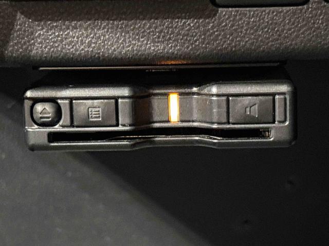 ミラトコットG SAIII 7インチフルセグナビ 全周囲カメラ ETC付LEDヘッドライト オートライト オートハイビーム プッシュボタンスタート オートエアコン 前席シートヒーター SRSサイドエアバッグ 純正カーペットマット 純正ロングバイザー 電子カードキー(広島県)の中古車