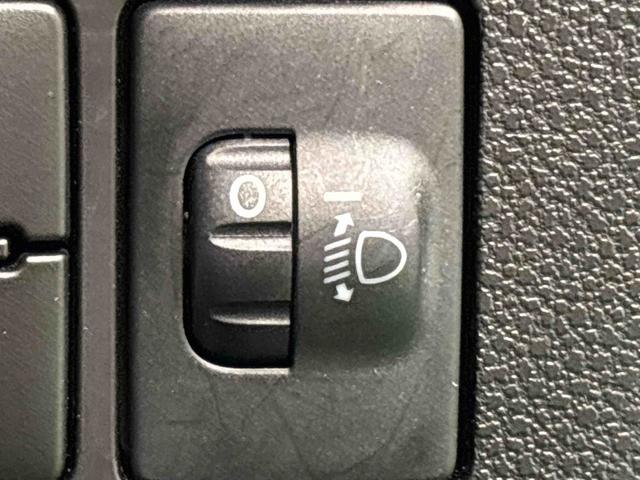 ミラトコットG SAIII 7インチフルセグナビ 全周囲カメラ ETC付LEDヘッドライト オートライト オートハイビーム プッシュボタンスタート オートエアコン 前席シートヒーター SRSサイドエアバッグ 純正カーペットマット 純正ロングバイザー 電子カードキー(広島県)の中古車