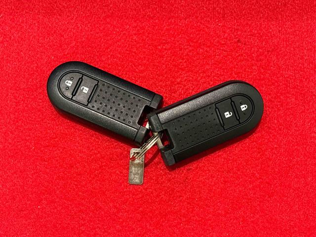 ミラトコットG SAIII 7インチフルセグナビ 全周囲カメラ ETC付LEDヘッドライト オートライト オートハイビーム プッシュボタンスタート オートエアコン 前席シートヒーター SRSサイドエアバッグ 純正カーペットマット 純正ロングバイザー 電子カードキー(広島県)の中古車