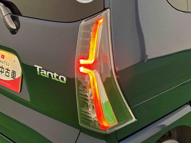タントカスタムRSセレクション 4WD ナビ ETCパノラマバックモニター LEDオートライト パワースライドドアウェルカムオープン機能 オート電動格納式ドアミラー 助手席ロングスライド 助手席イージークローザー シートヒーター アルミホイール(広島県)の中古車